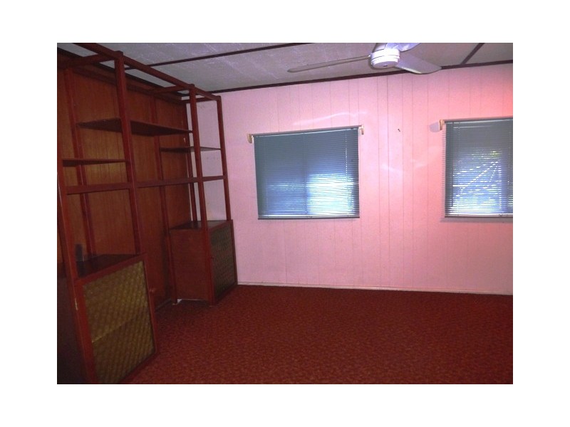 8 Gonaro Road, West Gosford NSW 2250