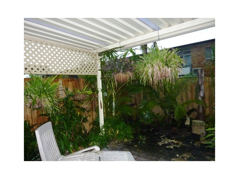 11/162 ALBANY STREET, Point Frederick NSW 2250