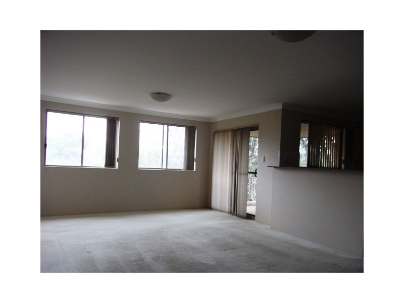 12/3-5 Shortland Street, Gosford NSW 2250