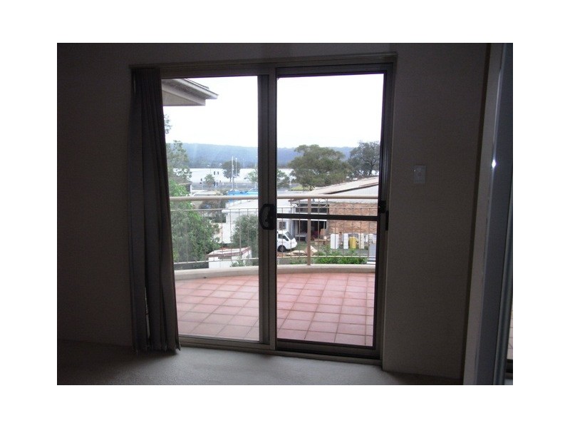 12/3-5 Shortland Street, Gosford NSW 2250