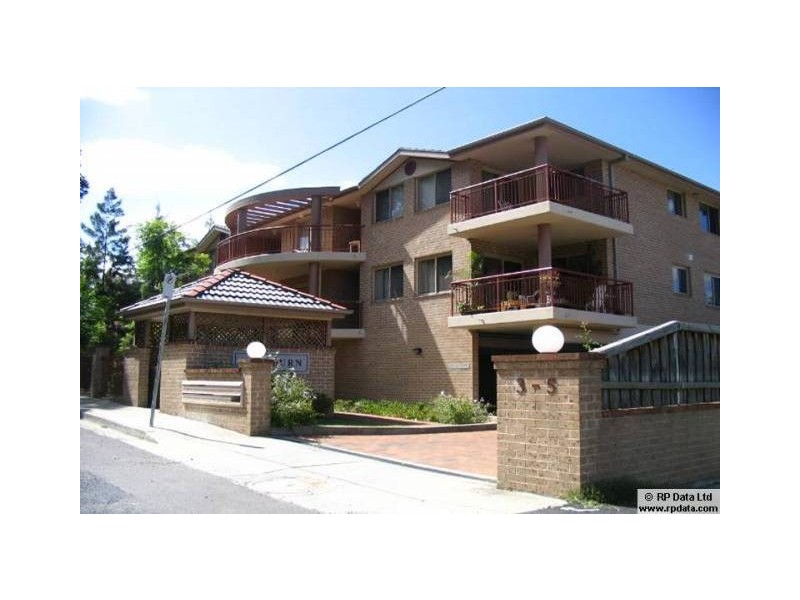 12/3-5 Shortland Street, Gosford NSW 2250