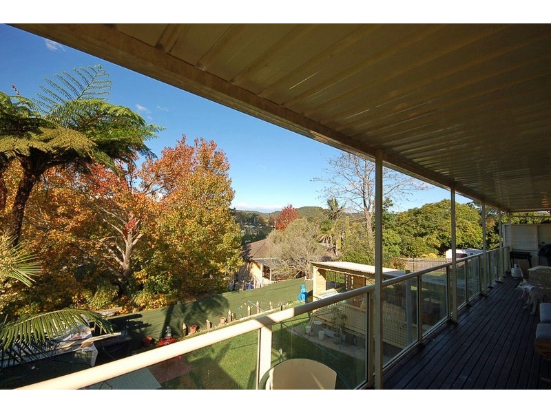 14  Booth Street, Wyoming NSW 2250