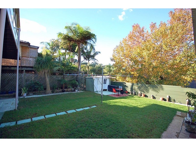 14  Booth Street, Wyoming NSW 2250