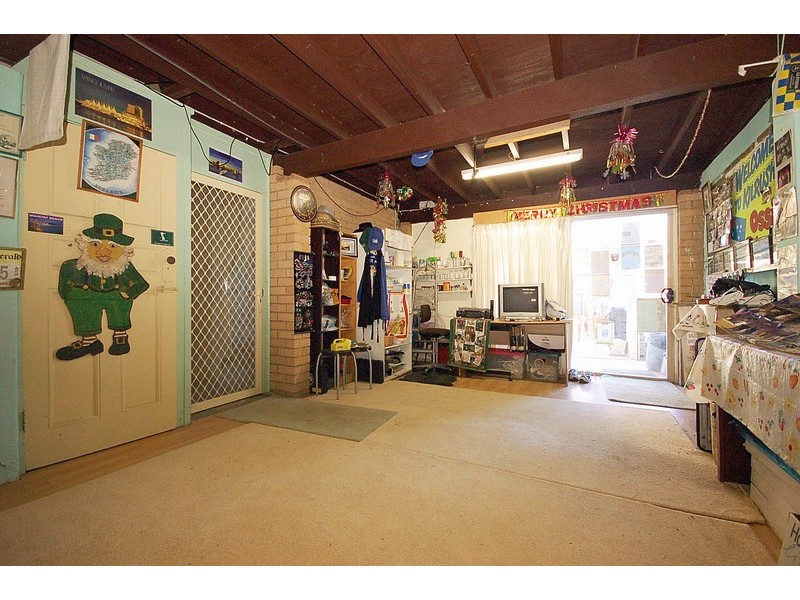 14  Booth Street, Wyoming NSW 2250