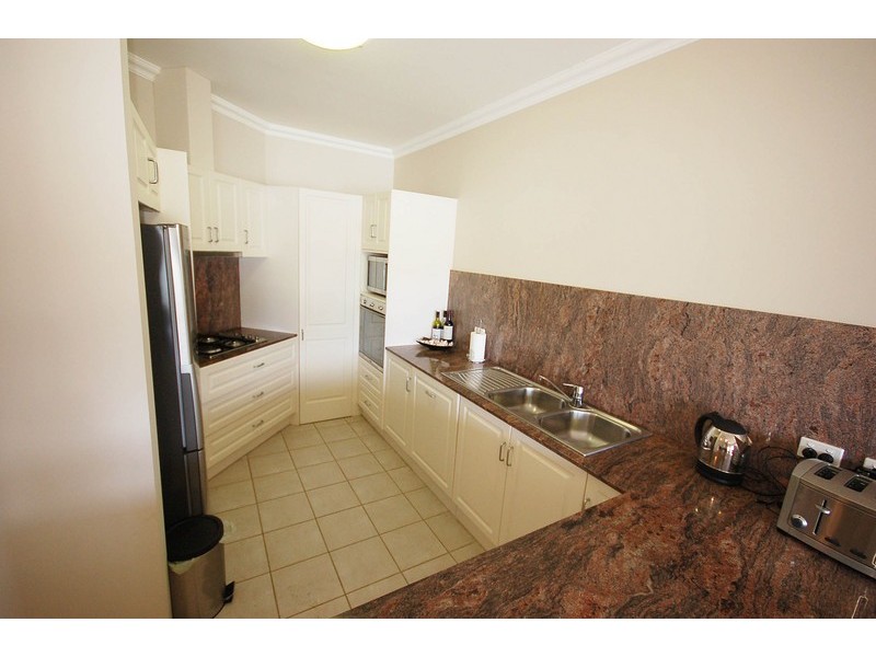 2/3-7 Wharf Street, East Gosford NSW 2250