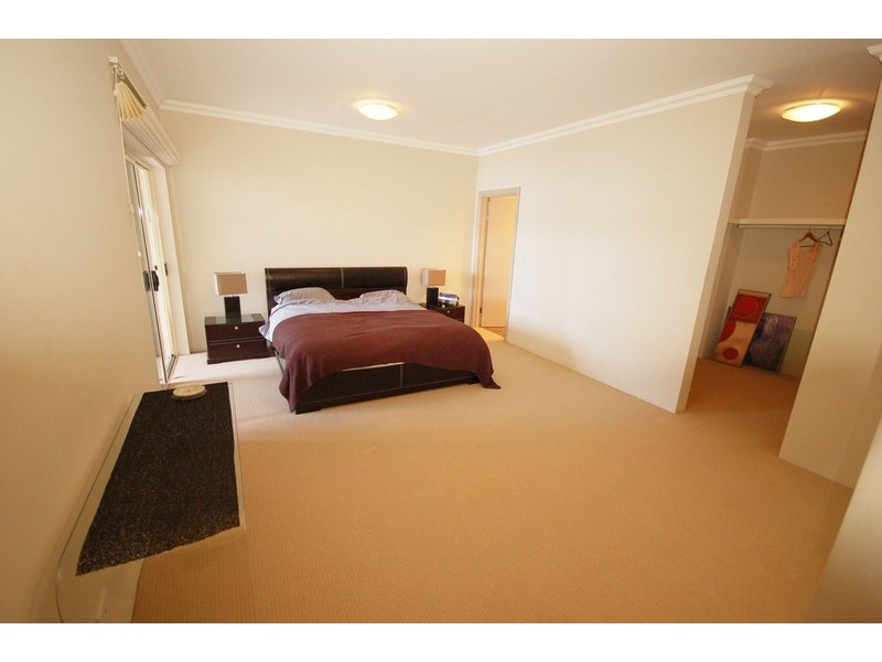 2/3-7 Wharf Street, East Gosford NSW 2250