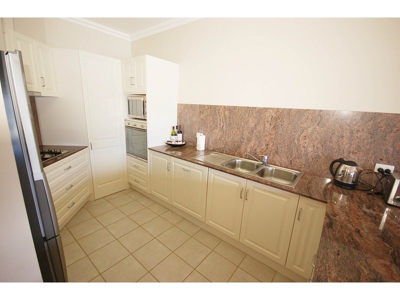 2/3-7 Wharf Street, East Gosford NSW 2250