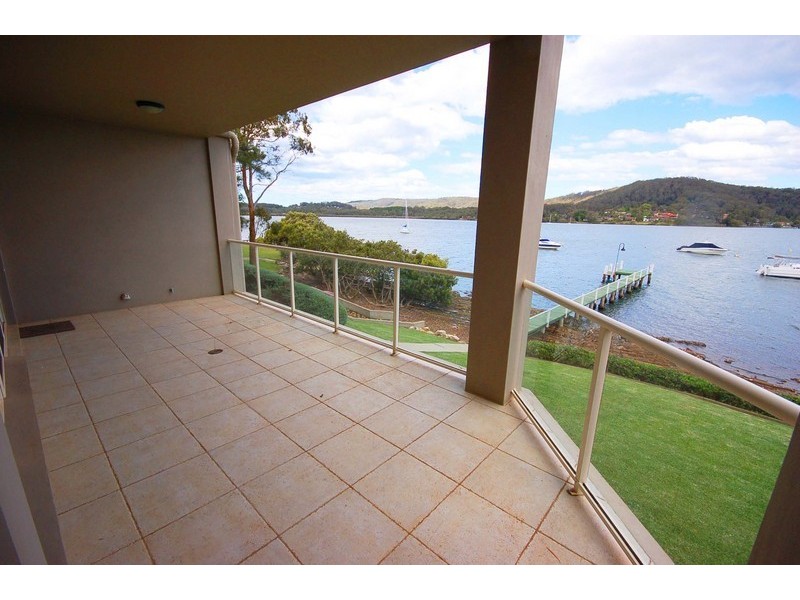 2/3-7 Wharf Street, East Gosford NSW 2250