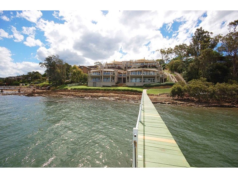 2/3-7 Wharf Street, East Gosford NSW 2250