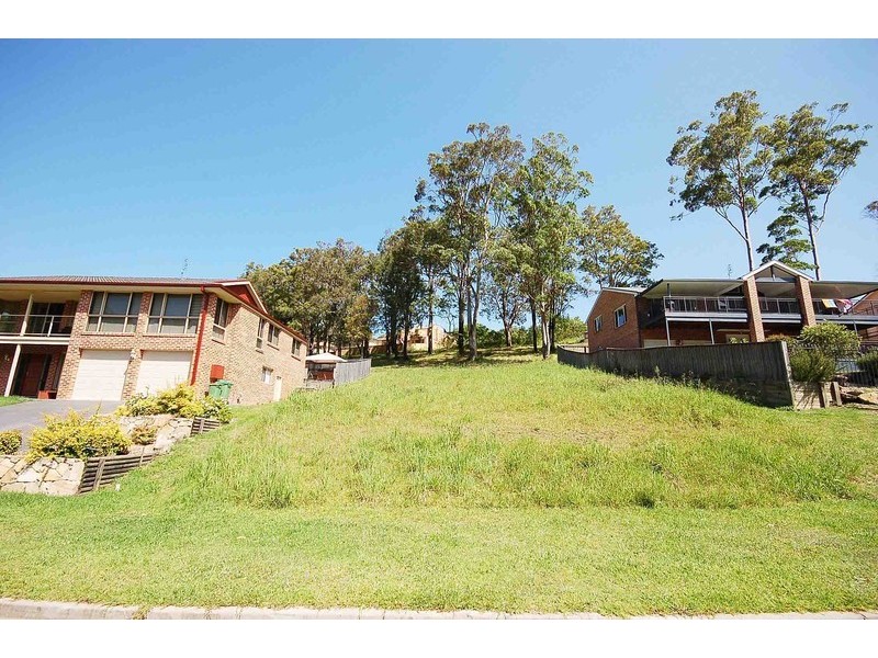 104 Chamberlain Road, Wyoming NSW 2250