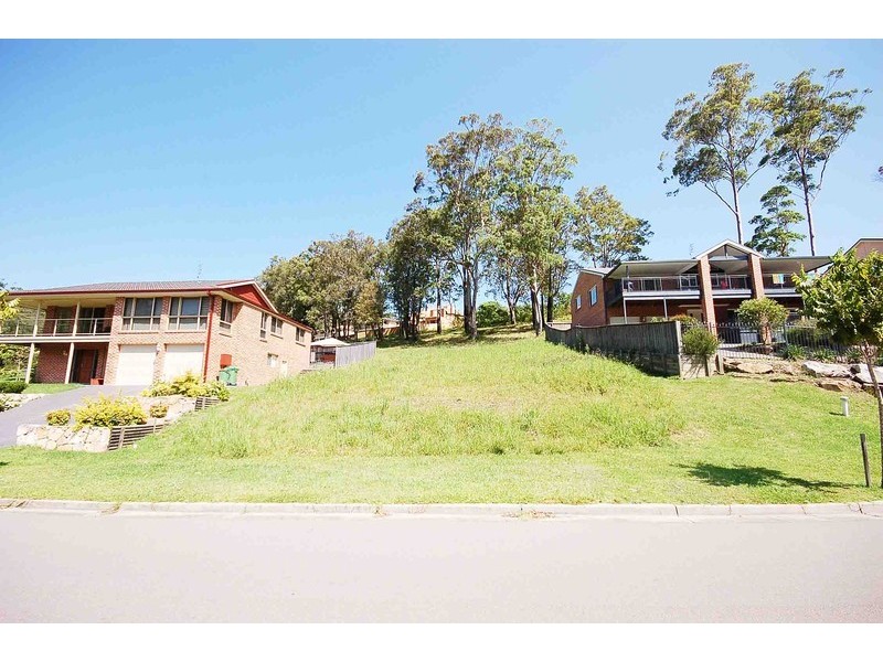 104 Chamberlain Road, Wyoming NSW 2250