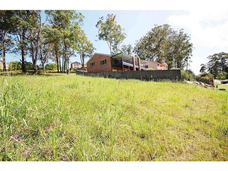 104 Chamberlain Road, Wyoming NSW 2250