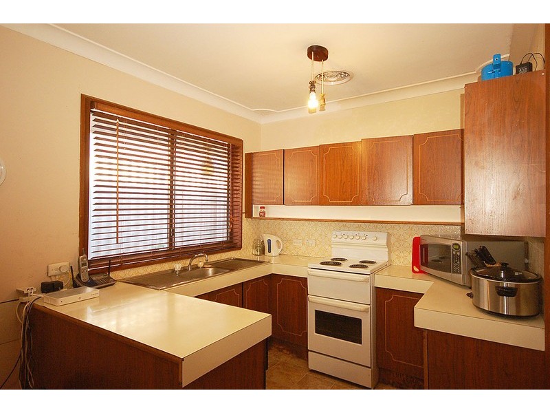 72 North Crescent, Wyoming NSW 2250