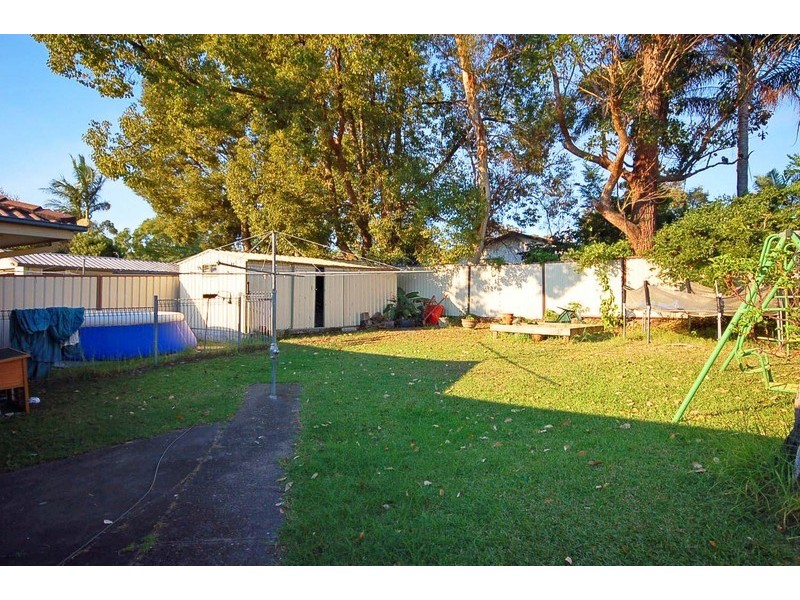 72 North Crescent, Wyoming NSW 2250