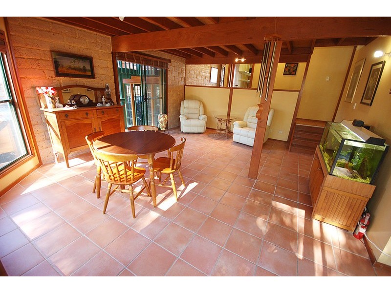 19 Walmsley Road, Ourimbah NSW 2258