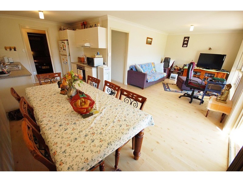 2/65 Shirley Street, Ourimbah NSW 2258