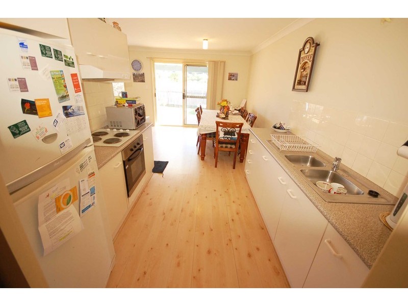 2/65 Shirley Street, Ourimbah NSW 2258