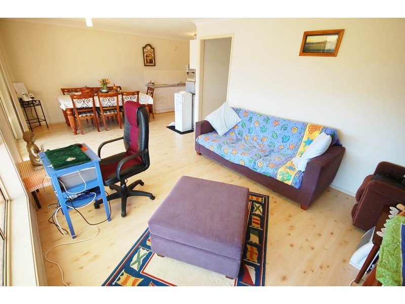 2/65 Shirley Street, Ourimbah NSW 2258