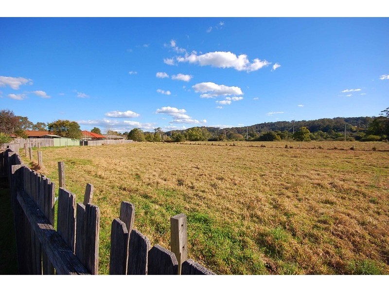 2/65 Shirley Street, Ourimbah NSW 2258