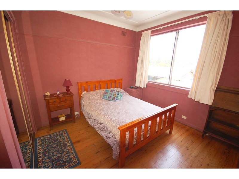 158 Wells Street, Springfield NSW 2250