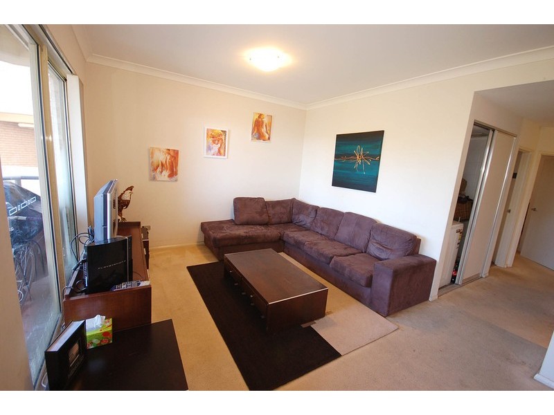 37/92  John Whiteway Drive, Gosford NSW 2250