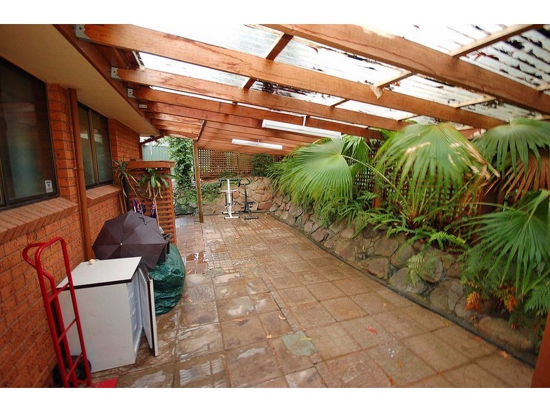 8 Lynch Road, Narara NSW 2250