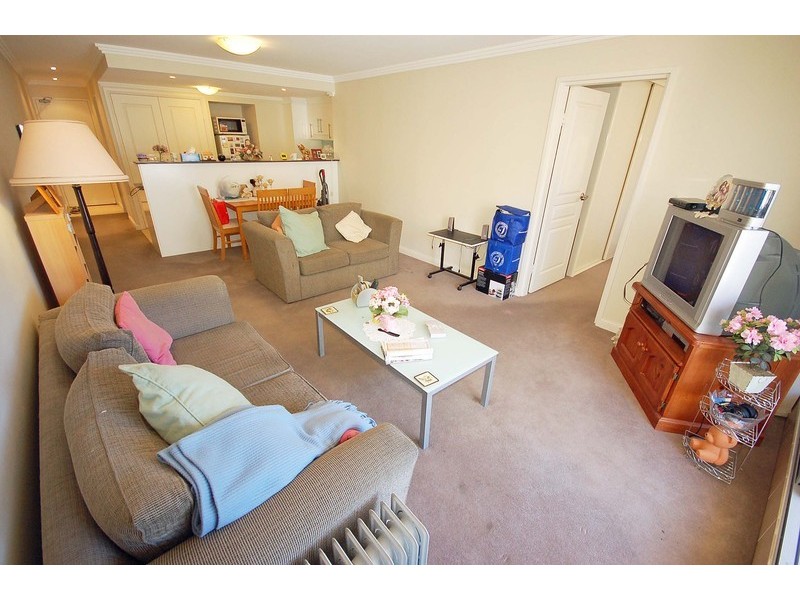 30/12 Baker Street, Gosford NSW 2250