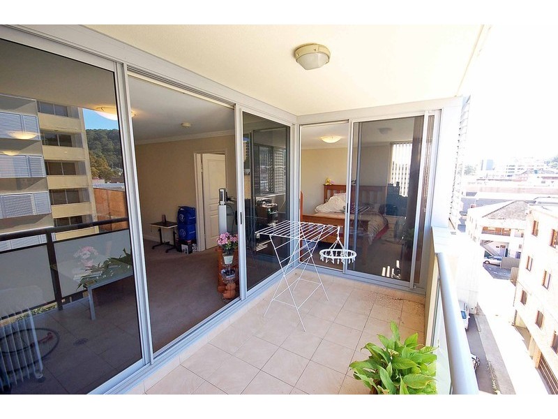 30/12 Baker Street, Gosford NSW 2250