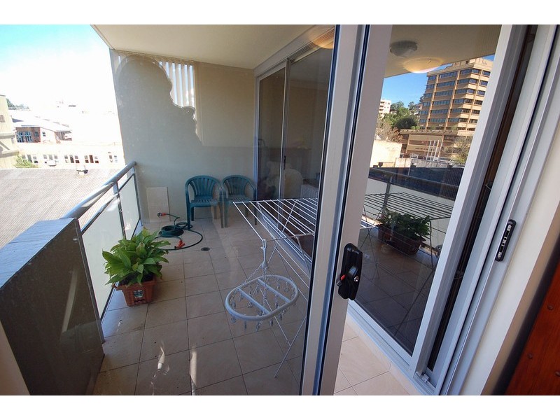 30/12 Baker Street, Gosford NSW 2250