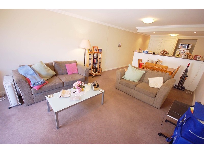 30/12 Baker Street, Gosford NSW 2250