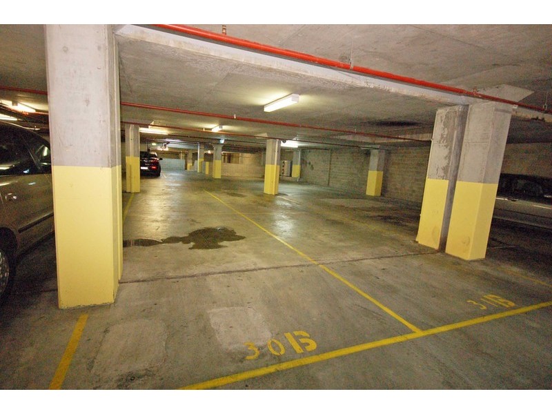 30/12 Baker Street, Gosford NSW 2250