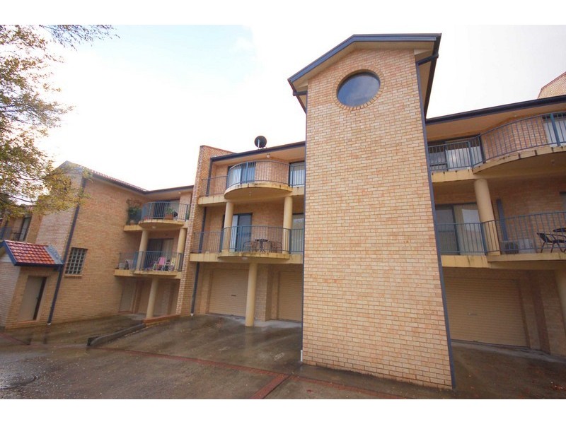 18/29 Pacific Highway, West Gosford NSW 2250