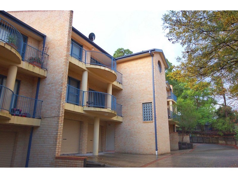 18/29 Pacific Highway, West Gosford NSW 2250