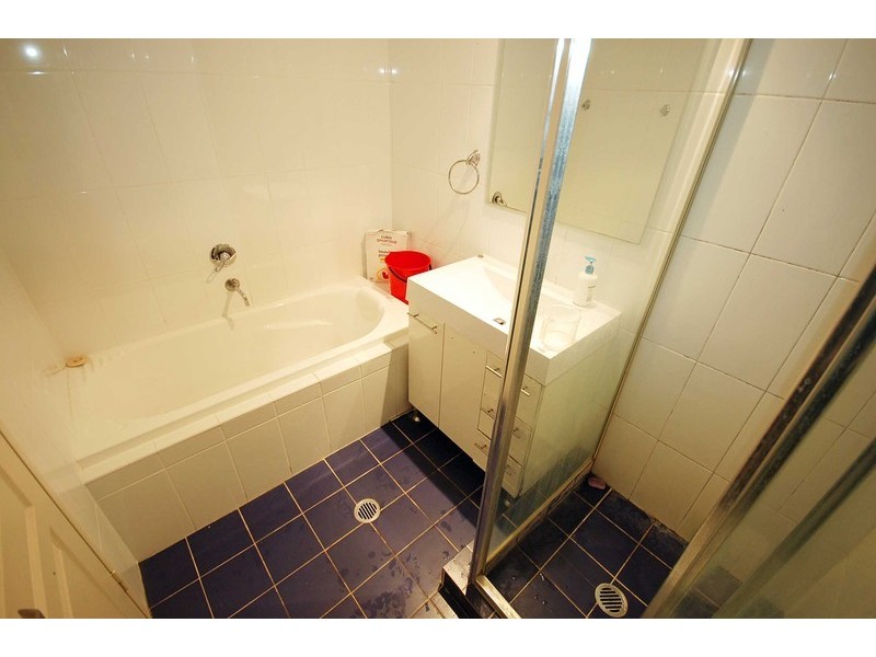 28/12 Baker Street, Gosford NSW 2250