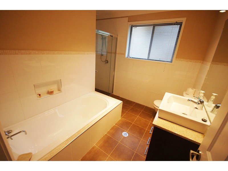 24 Darryl Road, Wyoming NSW 2250