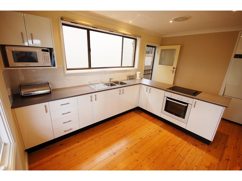 24 Darryl Road, Wyoming NSW 2250