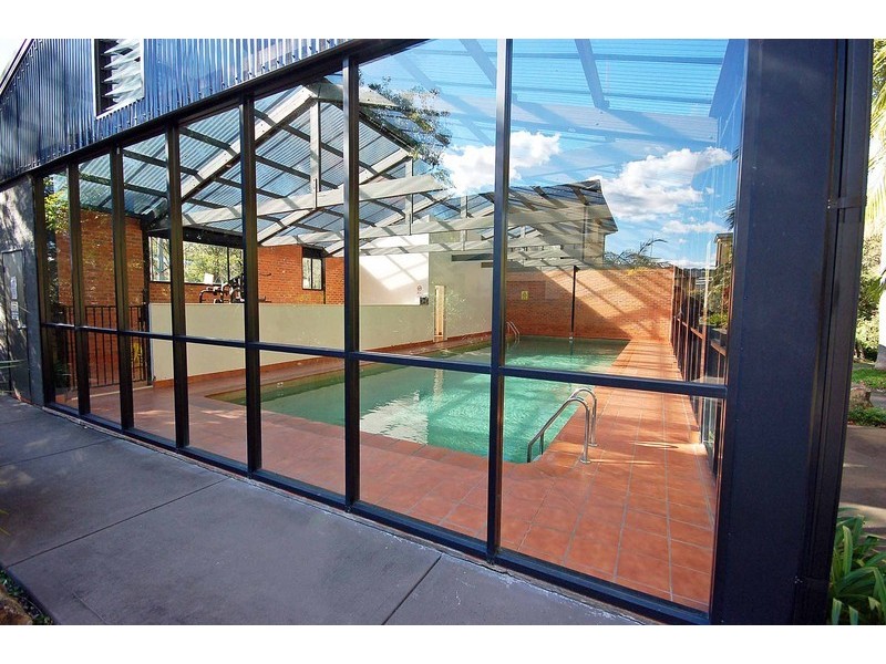 5/2 Adcock Avenue, West Gosford NSW 2250