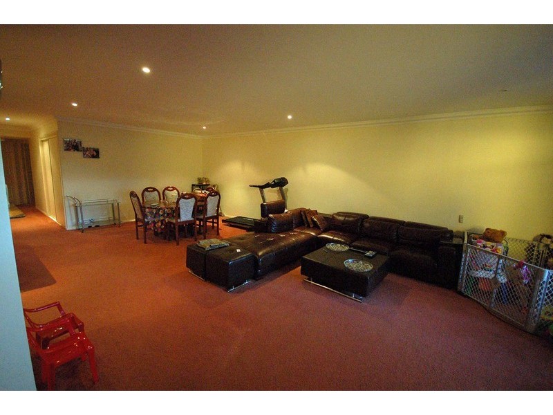 5/2 Adcock Avenue, West Gosford NSW 2250