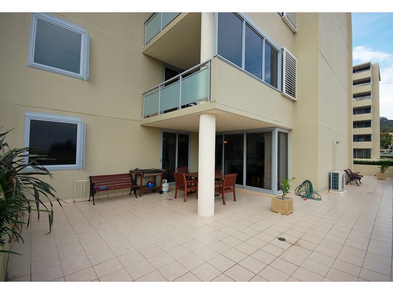 14/12 Baker Street, Gosford NSW 2250