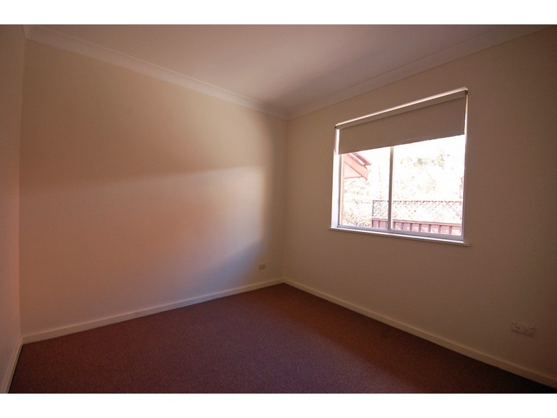 1 Maranoa Street, Wyoming NSW 2250