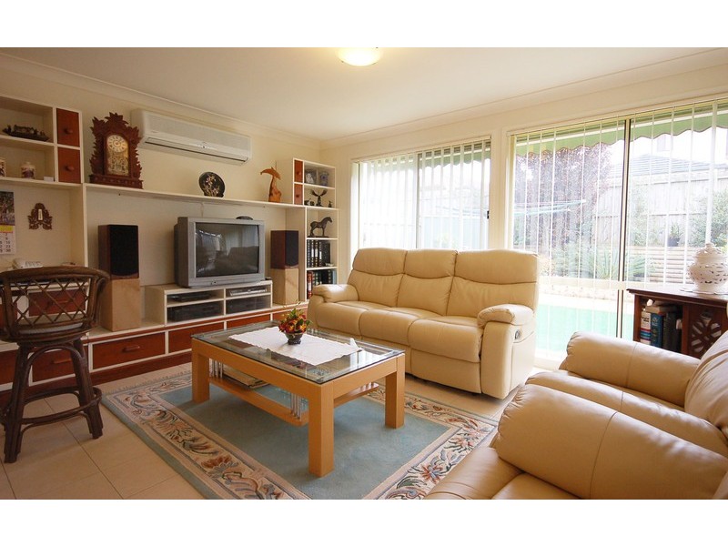 37 Wingello Crescent, Wyoming NSW 2250