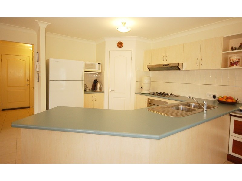 37 Wingello Crescent, Wyoming NSW 2250