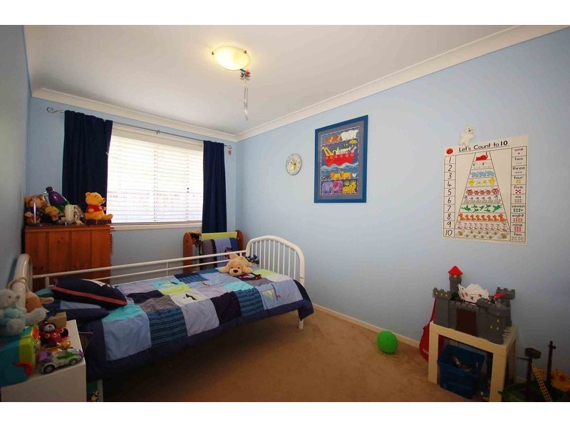 102 Chamberlain Road, Wyoming NSW 2250
