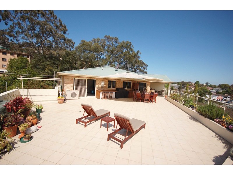 12/2-4 Mulkarra Avenue, Gosford NSW 2250