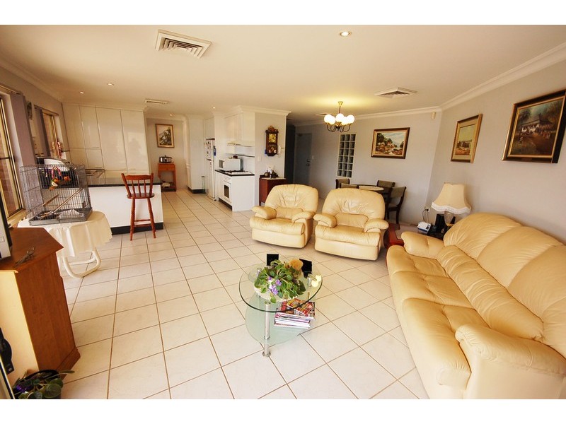 12/2-4 Mulkarra Avenue, Gosford NSW 2250