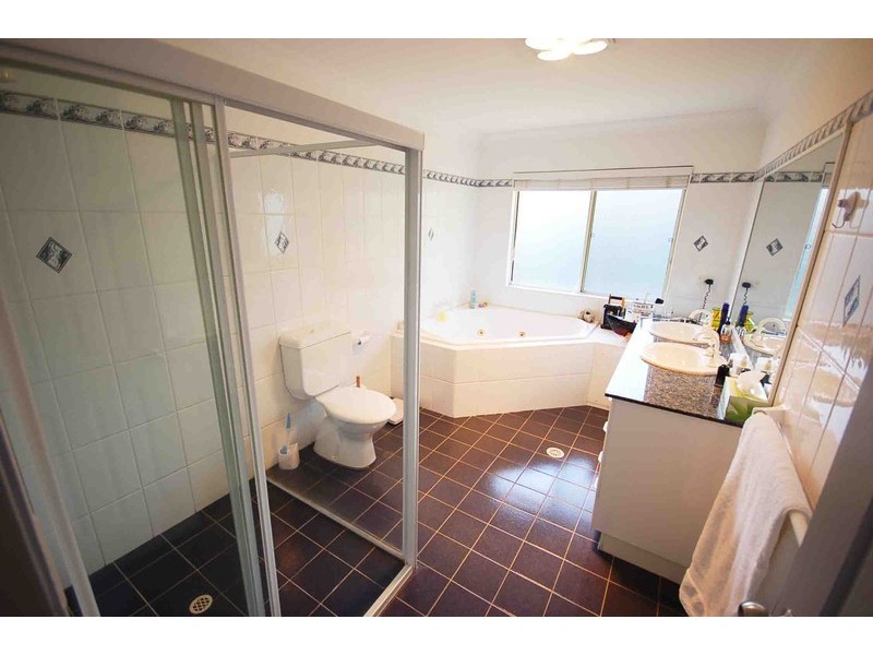 12/2-4 Mulkarra Avenue, Gosford NSW 2250