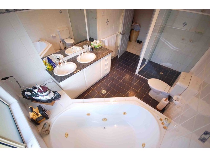 12/2-4 Mulkarra Avenue, Gosford NSW 2250