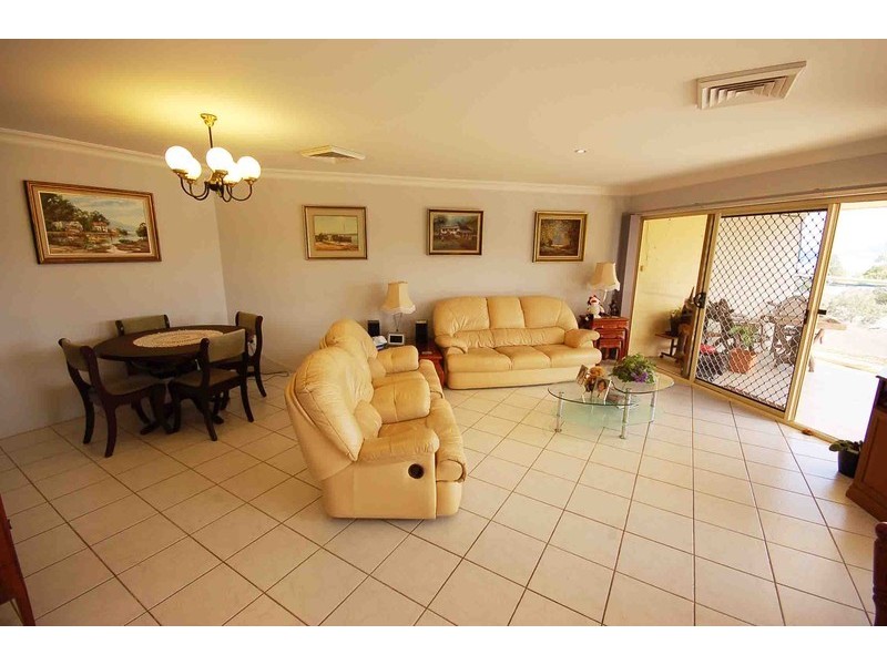 12/2-4 Mulkarra Avenue, Gosford NSW 2250