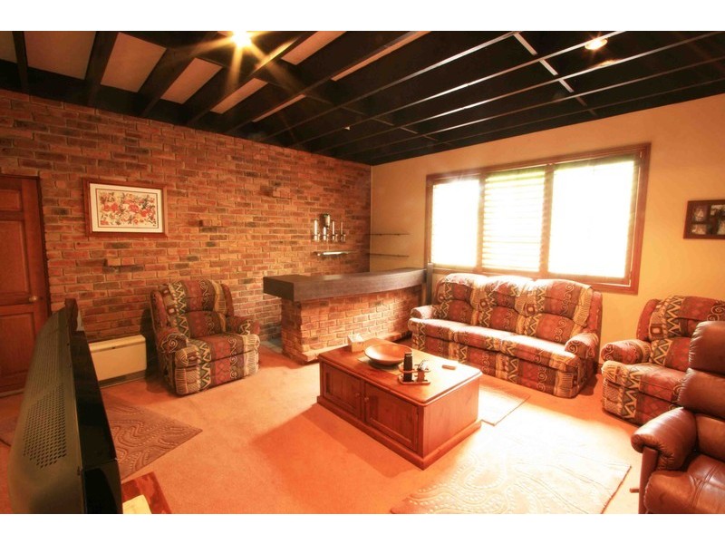 61 Deane Street, Narara NSW 2250