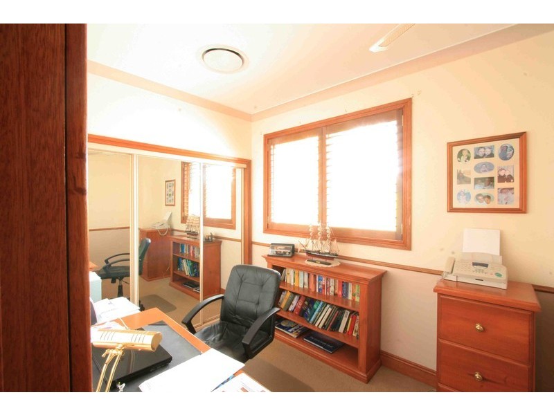 61 Deane Street, Narara NSW 2250